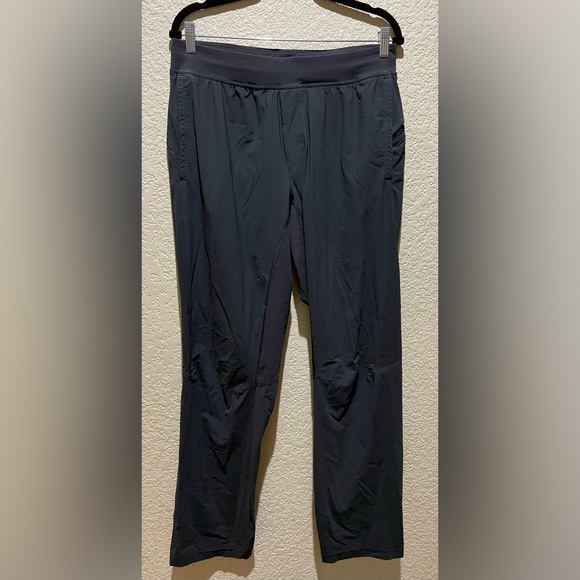 Lululemon Men’s Straight Leg Pants Black Size L - Picture 2 of 11